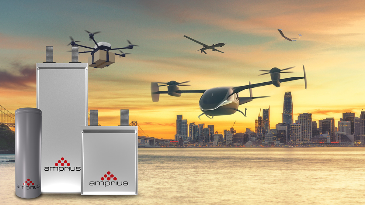 UAV-Left-ThreeBatteries-16x9